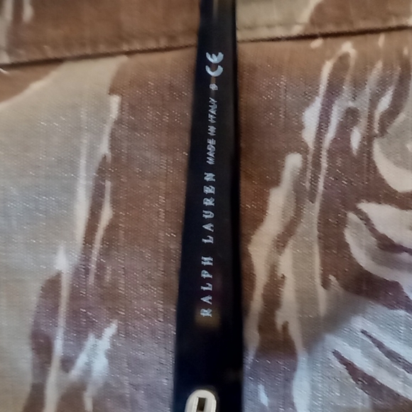 Authentic Ralph Lauren's unisex sunglasses - Picture 2 of 6